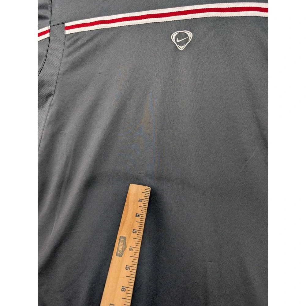 Nike Mens XL Gray Red White Striped Short Sleeve Athletic T-Shirt